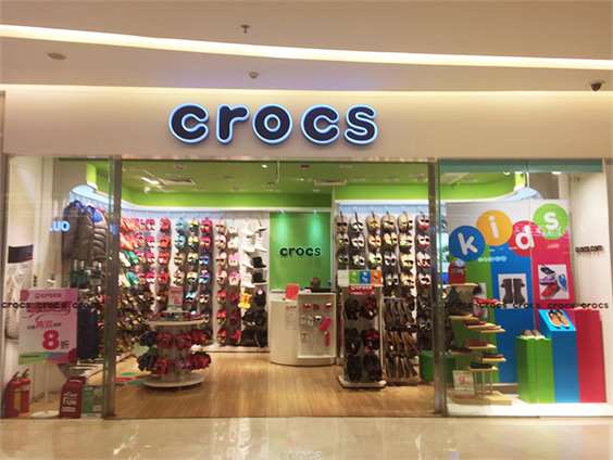 crocs
